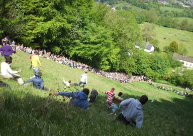 Cooper's Hill Cheese-Rolling