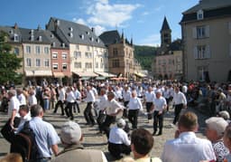 Iechternacher Sprangprëssioun